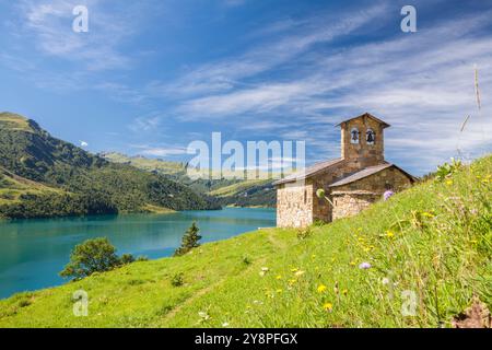 Chapelle de Roselend in der Barrage de Roselend - Reservoir - in der Nähe von Beaufort in Savoie, Rhône-Alpes, Frankreich Stockfoto