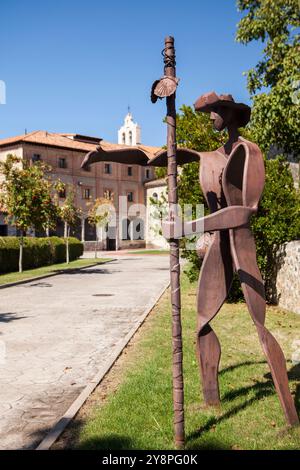 Kloster Santa María de la Bretonera im Dorf Belorado auf dem Weg von St. James, Burgos, Spanien Stockfoto