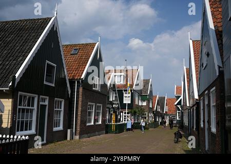 Marken, Niederlande - 25. August 2024: Marken ist ein Dorf in der Region Waterland und Zaan in Nordholland, Niederlande auf einer Halbinsel in der IJsselme Stockfoto