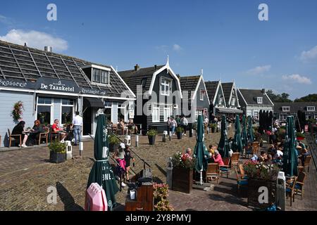 Marken, Niederlande - 25. August 2024: Marken ist ein Dorf in der Region Waterland und Zaan in Nordholland, Niederlande auf einer Halbinsel in der IJsselme Stockfoto