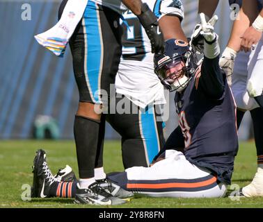 Chicago, Usa. Oktober 2024. Chicago Bears Quarterback Caleb Williams (18) meldet am Sonntag, den 6. Oktober 2024, einen ersten Niederschlag gegen die Carolina Panthers im Soldier Field in Chicago. Foto: Mark Black/UPI Credit: UPI/Alamy Live News Stockfoto