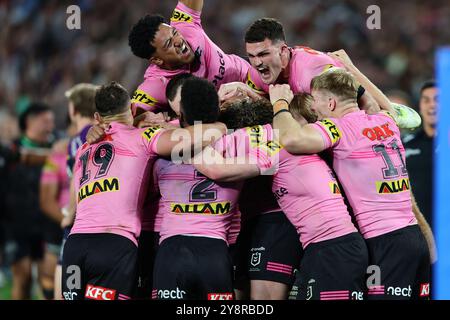 Sydney, Australien, 6. Oktober 2024. Penrith-Spieler reagieren auf den Sieg im Grand Final des NRL-Spiels zwischen Panthers und Storm im Accor Stadium am 06. Oktober 2024 in Sydney. Quelle: Pete Dovgan/Speed Media/Alamy Live News Stockfoto