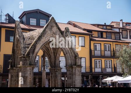 Das historische gotische Padrao do Salado im Stadtzentrum von Guimaraes, Portugal Stockfoto