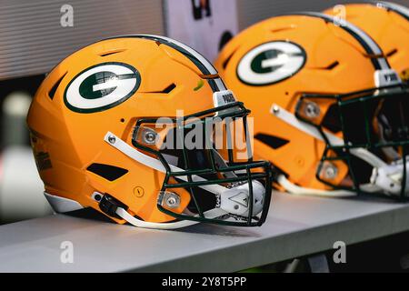 Oktober 2024 Inglewood, CA. Green Bay Packers Helm während des Fußballspiels der NFL. Green Bay Packers gegen Los Angeles Rams. Obligatorischer Fotoausweis: Louis Lopez/Cal Sport Media Stockfoto