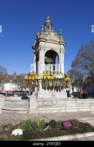 Platz von Chateaudun, Eure-et-Loir, Centre-Val de Loire, Frankreich, Europa Stockfoto