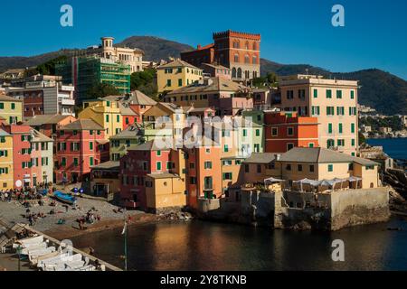 Das wunderschöne Dorf Boccadasse, in der Umgebung von Genua. Stockfoto