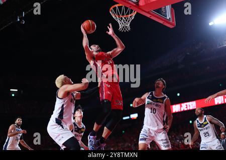 Chiba, Japan. Oktober 2024. John Mooney (Jets) Basketball : 2024-25 B.. LIGA B1 Spiel zwischen Chiba Jets und Utsunomiya Brex in der Lala Arena Tokyo-Bay in Chiba, Japan. Quelle: Naoki Morita/AFLO SPORT/Alamy Live News Stockfoto