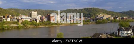 Die Aussicht vom Drehen Insel verfügt über Gebäude und Wahrzeichen in der Innenstadt Stockfoto