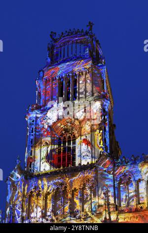 Spektakel in der Kathedrale von Orleans, Centre-Val de Loire, Frankreich, Europa Stockfoto