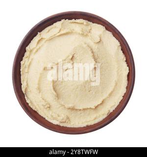 Flacher Blick auf Hummus, Aufstrich aus gekochten, pürierten Kichererbsen gemischt mit Tahini, Zitronensaft und Knoblauch isoliert auf weißem Hintergrund. Beschneiden Stockfoto