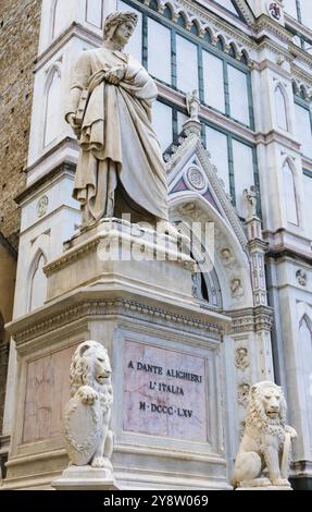 Dante Alighieri-Statue in Florenz, Toskana, Italien, Europa Stockfoto
