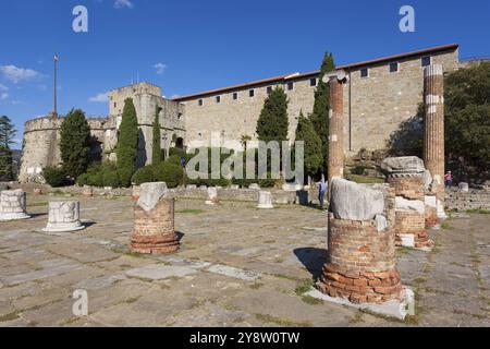 Ruinen Der Römischen Basilika, San Giusto, Triest, Friaul-Julisch Venetien, Italien, Europa Stockfoto