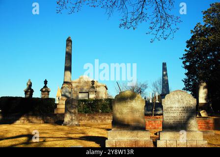 Der Oakland Cemetery in Atlanta ist ein wunderschöner Park wie ein Friedhof und der Ort der letzten Ruhestätten für die wohlhabenden Familien der Stadt Stockfoto