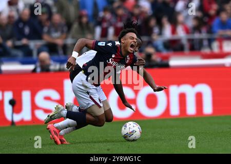 Dan Ndoye (Bologna) Woyo Coulibaly (Parma) während des Spiels der italienischen Serie A zwischen Bologna 0-0 Parma im Renato Dallara Stadium am 5. Oktober 2024 in Bologna, Italien. Quelle: Maurizio Borsari/AFLO/Alamy Live News Stockfoto