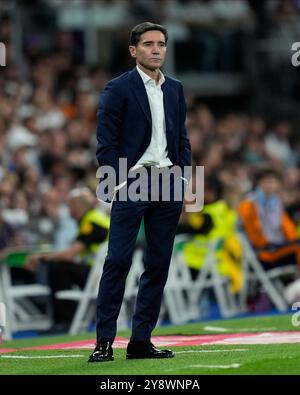 Villarreal CF-Cheftrainer Marcelino während des La Liga EA Sports Matches zwischen Real Madrid und Villarreal CF spielte am 5. Oktober 2024 im Santiago Bernabeu Stadion in Madrid, Spanien. (Foto: Cesar Cebolla / PRESSINPHOTO) Stockfoto