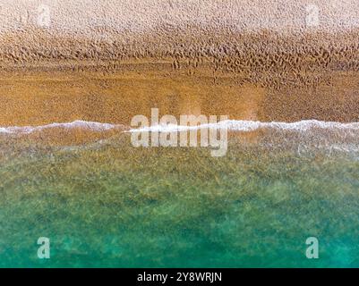 Luftaufnahme der wunderschöne Strand von Brighton entfernt, an der Südküste von England UK das ist ein Teil der Stadt Brighton und Hove auf hell entfernt Stockfoto