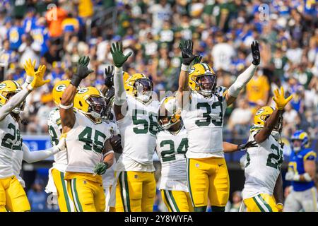 Los Angeles, Usa. Oktober 2024. Die Spieler der Green Bay Packers feiern nach einem Zwischenfall gegen die Los Angeles Rams während eines NFL-Fußballspiels im SoFi Stadium. Green Bay Packers 24:19 Uhr Los Angeles Rams. Quelle: SOPA Images Limited/Alamy Live News Stockfoto