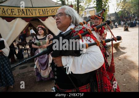 Mittelalterliche Kleidung Des Texas Renaissance Festivals Stockfoto