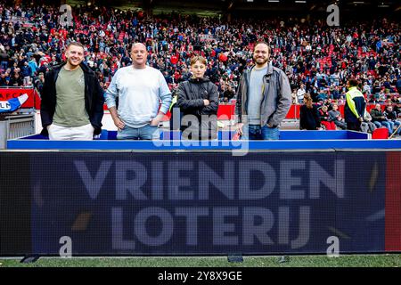 AMSTERDAM, 06-10-2024, JohanCruijff Arena, Football, Dutch Eredvisie, Saison 2024/2025, während des Spiels Ajax - FC Groningen, gewinnt vriendenlotterij Guthaben: Pro Shots/Alamy Live News Stockfoto