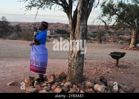 Mapungubwe Hill ist eine der bekanntesten frühesten Zivilisationen im südlichen Afrika und ein beliebtes Reiseziel für Forscher und Touristen Stockfoto