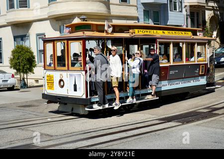 Passagiere mit der Seilbahn Nr. 5, die 1893 von Carter Brothers in der East Bay Town Newark gebaut wurde. Stockfoto