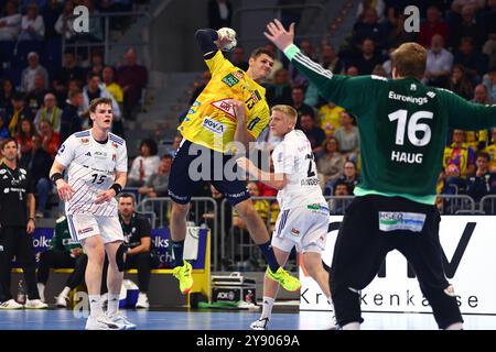 Torwurf von Sebastian Heymann (Rhein-Neckar Loewen) Rhein-Neckar Loewen vs HSV Hamburg, Handball, 1. Bundesliga, 07.10.2024 Foto: Rene Weiss/Eibner Stockfoto
