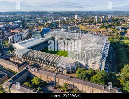 Newcastle, Großbritannien. Juli 2024. Allgemeine Luftaufnahme über St.. James' Park, Newcastle upon Tyne, England, Großbritannien am 28. September 2024 Credit: Every Second Media/Alamy Live News Stockfoto