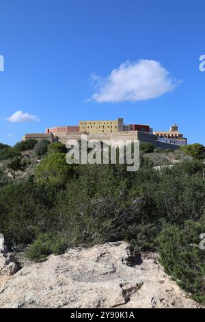 Stadtansicht. Dalt Villa. Ibiza. Eivissa. Blick auf die Stadt. 1 Stockfoto