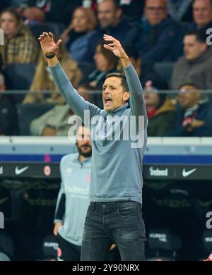 Dino Toppmoeller, Toppmöller-Trainer, Trainer FRA. Weinen im Spiel EINTRACHT FRANKFURT - FC BAYERN MÜNCHEN 3-3 am 6. Oktober 2024 in Frankfurt. Saison 2024/2025, 1.Bundesliga, FCB, München, Spieltag 6, Spieltag Fotograf: Peter Schatz - DFL-VORSCHRIFTEN VERBIETEN DIE VERWENDUNG VON FOTOGRAFIEN als BILDSEQUENZEN und/oder QUASI-VIDEO - Stockfoto