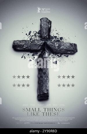 Small Things Like These (2024) von Tim Mielants mit Cillian Murphy, Emily Watson und Eileen Walsh. 1985 entdeckt der Kohlehändler Bill Furlong verstörende Geheimnisse in einem lokalen Kloster und konfrontiert die stille Komplizenschaft seiner irischen Stadt. US Advance Poster ***NUR FÜR REDAKTIONELLE ZWECKE***. Quelle: BFA/Lionsgate Stockfoto