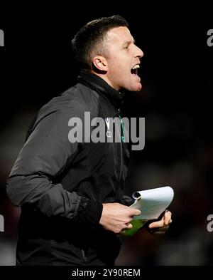 Colin Doyle, Colin Doyle, Torhüter von Bradford City, während des Spiels der Sky Bet League 2 bei der Valley Parade in Bradford. Bilddatum: Montag, 7. Oktober 2024. Stockfoto