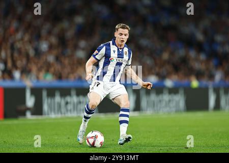 San Sebastian, Spanien. Oktober 2024. Sergio Gomez (Sociedad) Fußball/Fußball : spanisches Spiel "LaLiga EA Sports" zwischen Real Sociedad 1-1 Club Atletico de Madrid in der reale Arena in San Sebastian, Spanien. Quelle: Mutsu Kawamori/AFLO/Alamy Live News Stockfoto