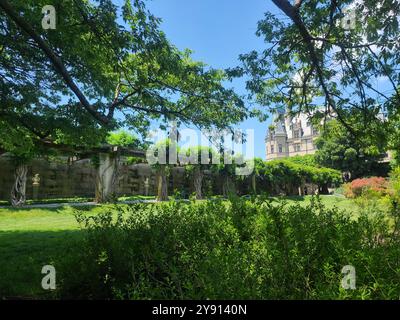 Asheville, North Carolina - 14. Juni 2021 - die Biltmore Estate Gardens gehören der Familie Vanderbilt. Stockfoto