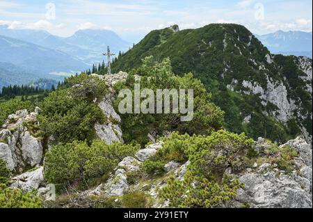 Berglandschaft mit Hoerndlwand vor Gurnwandkopf, Ruhpolding, Chiemgau, Chiemgauer Alpen, Oberbayern, Bayern, Deutschland, Europa Stockfoto