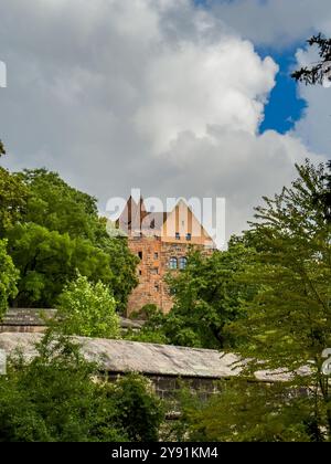 Nürnberger Burg Kaiserburg in Nürnberg, Deutschland am Sommertag Stockfoto