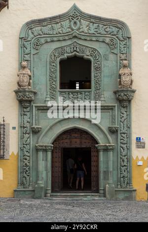 LAS PALMAS, GRAN CANARIA - 5. AUGUST 2024: Casa de Colon (Columbus House). Der Überlieferung nach blieb Christoph Kolumbus während seiner Reise hier Stockfoto