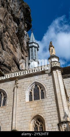 Statue der Schwarzen Madonna auf der Chapelle Notre-Dame, Rocamadour, Okzitanien, Frankreich. Stockfoto