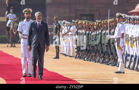 Neu-Delhi, Indien. Oktober 2024. NEW DELHI, INDIEN - 7. OKTOBER: Malediven-Präsident Mohamed Muizzu inspiziert die Ehrengarde während seines zeremoniellen Empfangs am 7. Oktober 2024 in Rashtrapati Bhavan in Neu-Delhi, Indien. (Foto: Raj K Raj/Hindustan Times/SIPA USA) Credit: SIPA USA/Alamy Live News Stockfoto