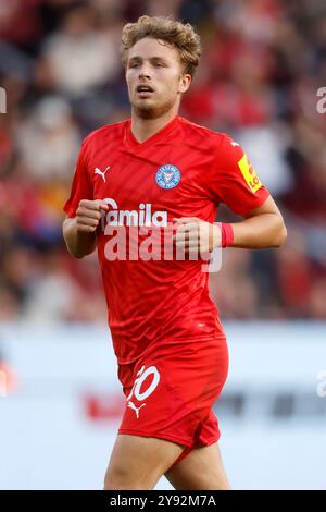 Leverkusen, Deutschland 1. Fussball-Bundesliga, 8. Spieltag, Spieltag 8 Bayer 04 Leverkusen : Holstein Kiel 2:2 05. 10. 2024 in der Bay-Arena in Leverkusen Jann-Fiete ARP (HK) Foto: Norbert Schmidt, Düsseldorf Stockfoto
