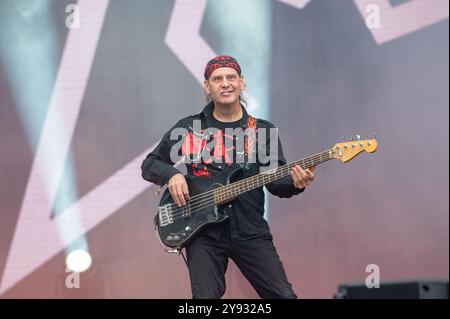 29. Juni 2024: Chris Robertson tritt mit Anvil beim Hellfest Open Air Festival in Clisson auf Stockfoto