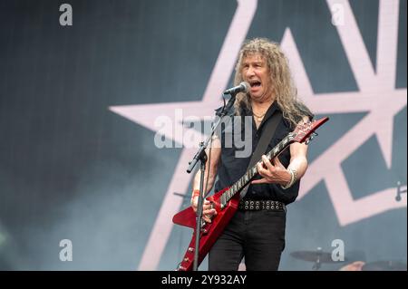 29. Juni 2024: Steve „Lips“ Kudlow tritt mit Anvil beim Hellfest Open Air Festival in Clisson auf Stockfoto