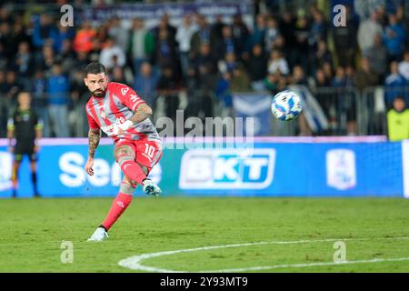 Cristian Buonaiuto von US Cremonese tritt den Elfmeterschießen während des italienischen Fußballspiels der Serie B zwischen Brescia Calcio FC und US CRE Stockfoto