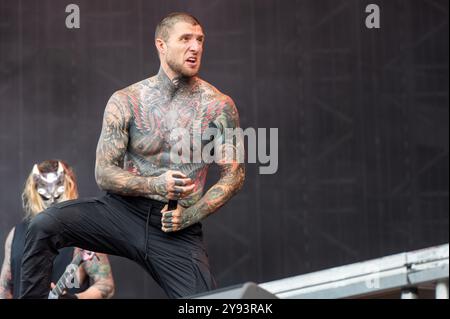 27. Juni 2024: Alex Terrible tritt mit Slaughter auf, um sich beim Hellfest Open Air Festival in Clisson durchzusetzen Stockfoto