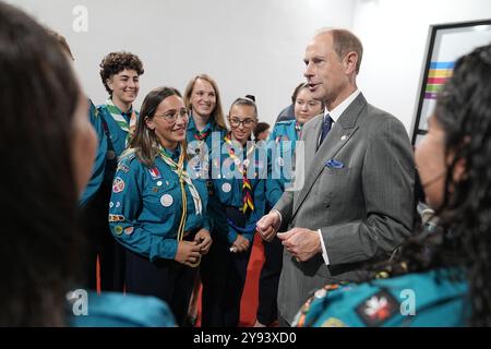 Der Duke of Edinburgh trifft junge Menschen, die an den Aktivitäten des Duke of Edinburgh International Awards in ihrem neuen Hauptquartier auf Malta teilnehmen, am zweiten Tag einer königlichen Tour durch Malta, um den 60. Jahrestag seiner Unabhängigkeit zu feiern und das gemeinsame Erbe des Landes und die fortgesetzte Zusammenarbeit mit Großbritannien zu feiern. Bilddatum: Dienstag, 8. Oktober 2024. Stockfoto