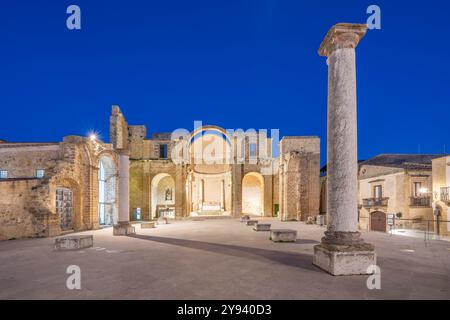 Ruinen der alten Kathedrale von Salemi, Salemi, Trapani, Sizilien, Italien, Mittelmeerraum, Europa Stockfoto