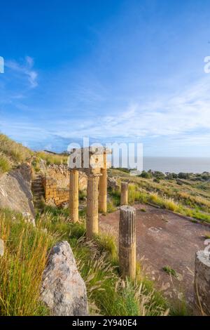 Das sogenannte Gymnasium, Archäologisches Gebiet von Solunto, Sizilien, Italien, Mittelmeer, Europa Stockfoto