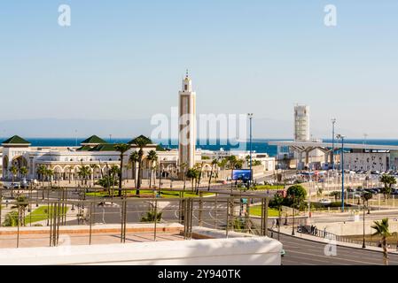 Lalla Abla Moschee (Hafenmoschee) im Hafen von Tanger, Tanger, Marokko, Nordafrika, Afrika Stockfoto