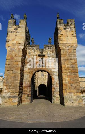 The Barbican, Alnwick Castle, Northumberland, England, Vereinigtes Königreich, Europa Stockfoto