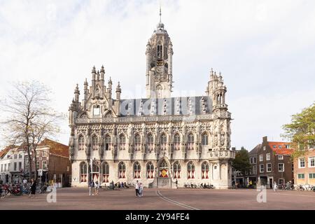 Rathaus auf dem Marktplatz im Zentrum von Middelburg in der Provinz Zeeland. Stockfoto