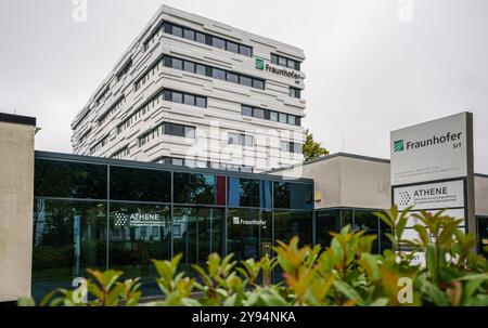 Darmstadt, Deutschland. Oktober 2024. Athene ist das nationale Forschungszentrum für Angewandte Cybersicherheit am Fraunhofer-Institut für sichere Informationstechnologie SIT. Darlegung: Andreas Arnold/dpa/Alamy Live News Stockfoto